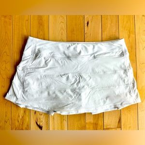 Lululemon white tennis skirt